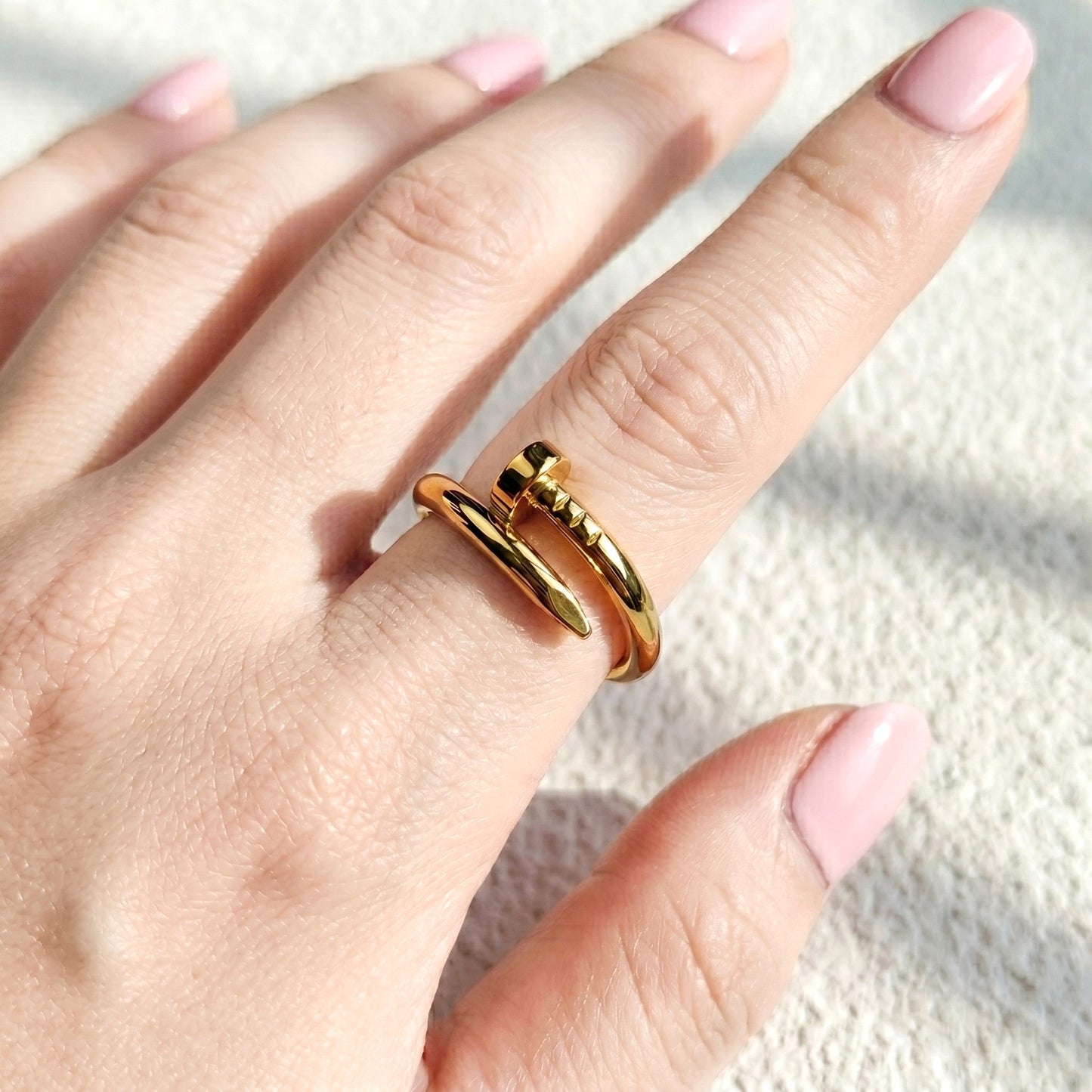 NAIL RING