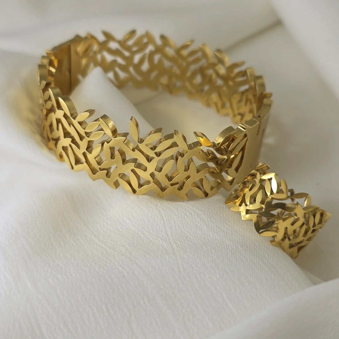 Hollow Leaf Bangle + Ring