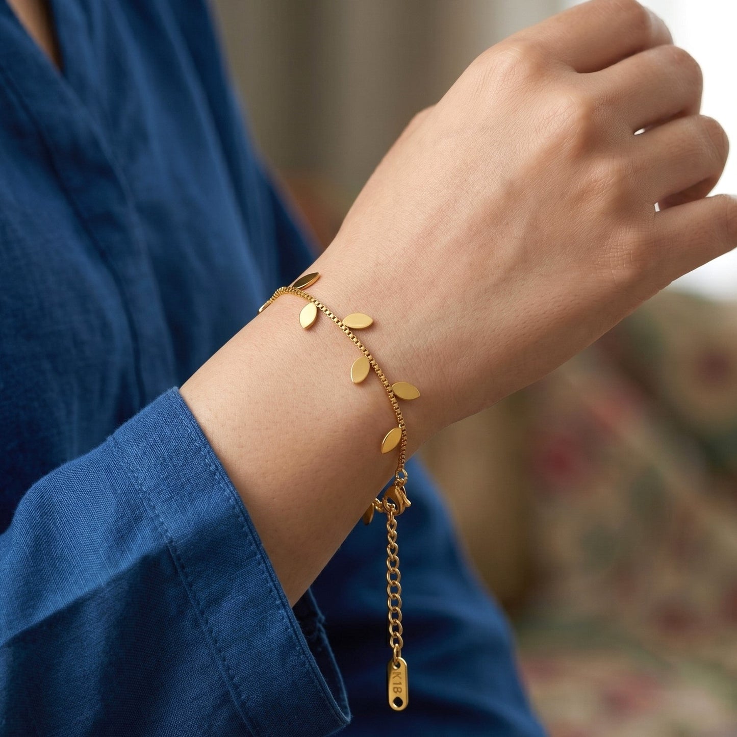 Gold Leaf Charm Bracelet