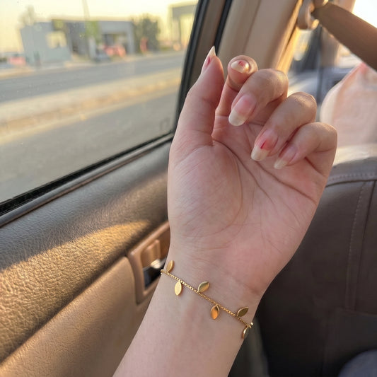Gold Leaf Charm Bracelet