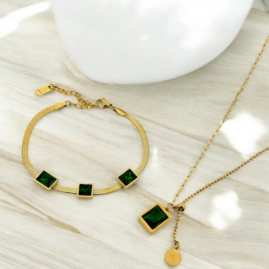 Green Stone pendant and bracelet set