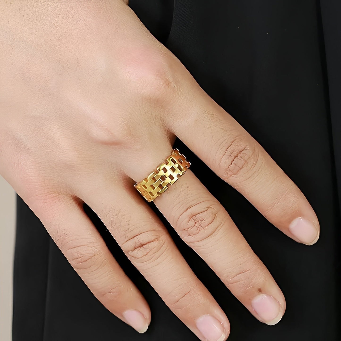 Hollow Retro Adjustable Ring
