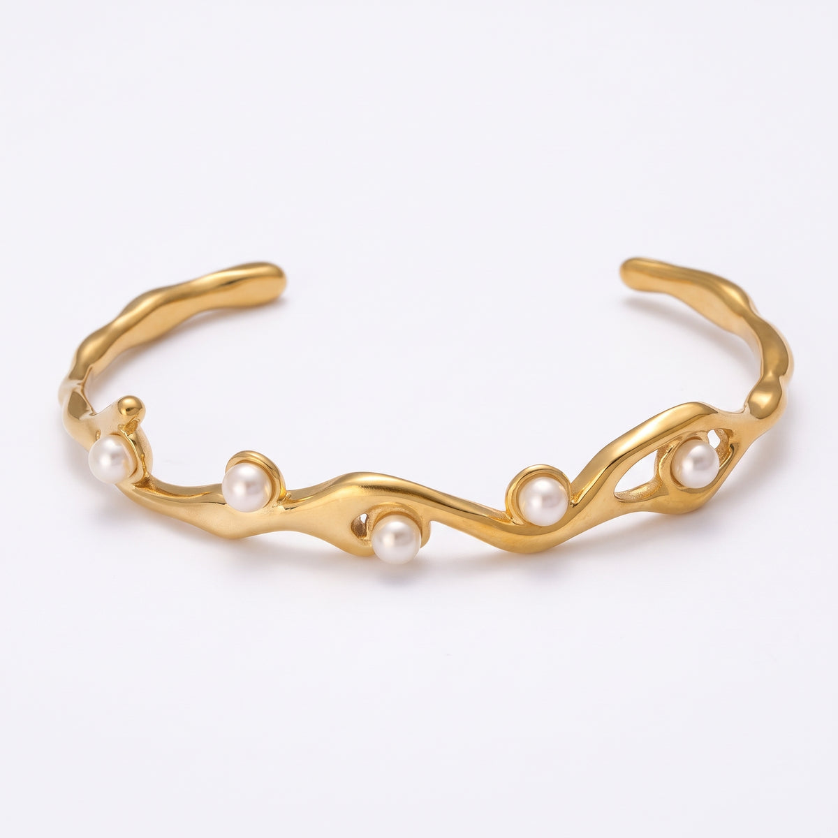 PEARL WHIRL CUFF | Adjustable