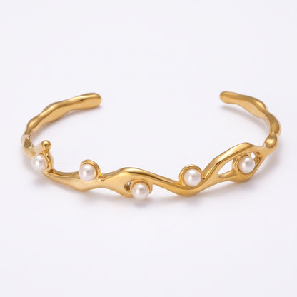 PEARL WHIRL CUFF | Adjustable