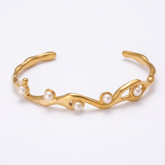 PEARL WHIRL CUFF | Adjustable