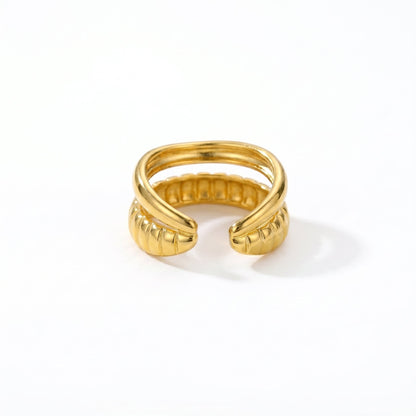 Ribbed Croissant Ring - Adjustable