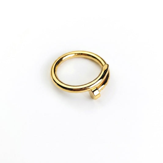 NAIL RING