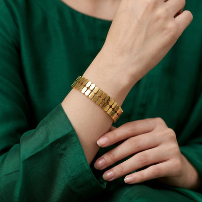 OVAL BEAD BANGLE